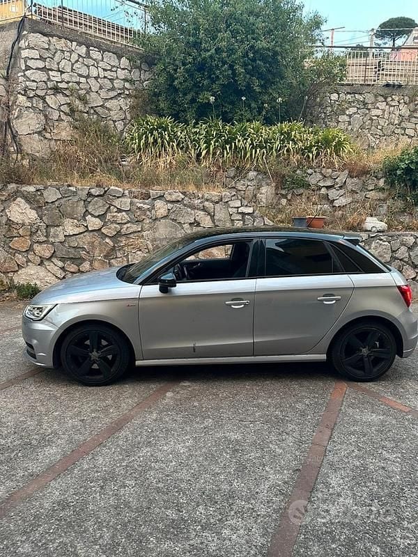 Usata Audi A1 90 CV (66 kW) 2014 Grigio Utilitaria