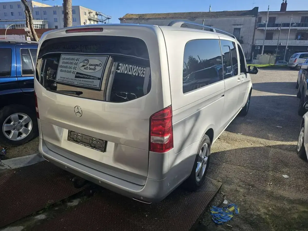 Begagnad Mercedes Vito 163 HK (119 kW) 2018 Grå Van