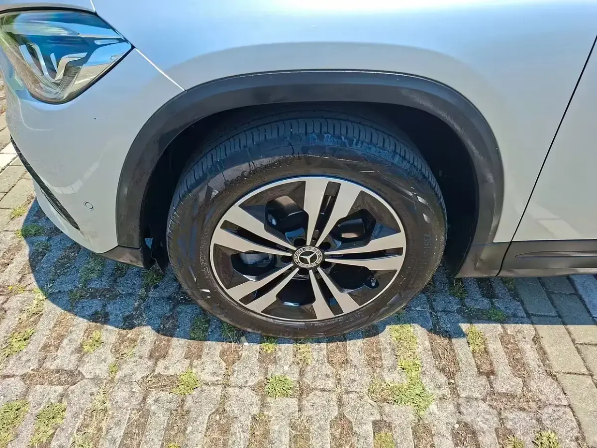 Usata Mercedes GLA200 Executive 150 CV (110 kW) 2021 Grigio SUV