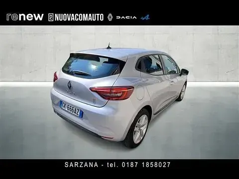 Usata Renault Clio Zen 100 CV (73 kW) 2022 Grigio chiaro Utilitaria