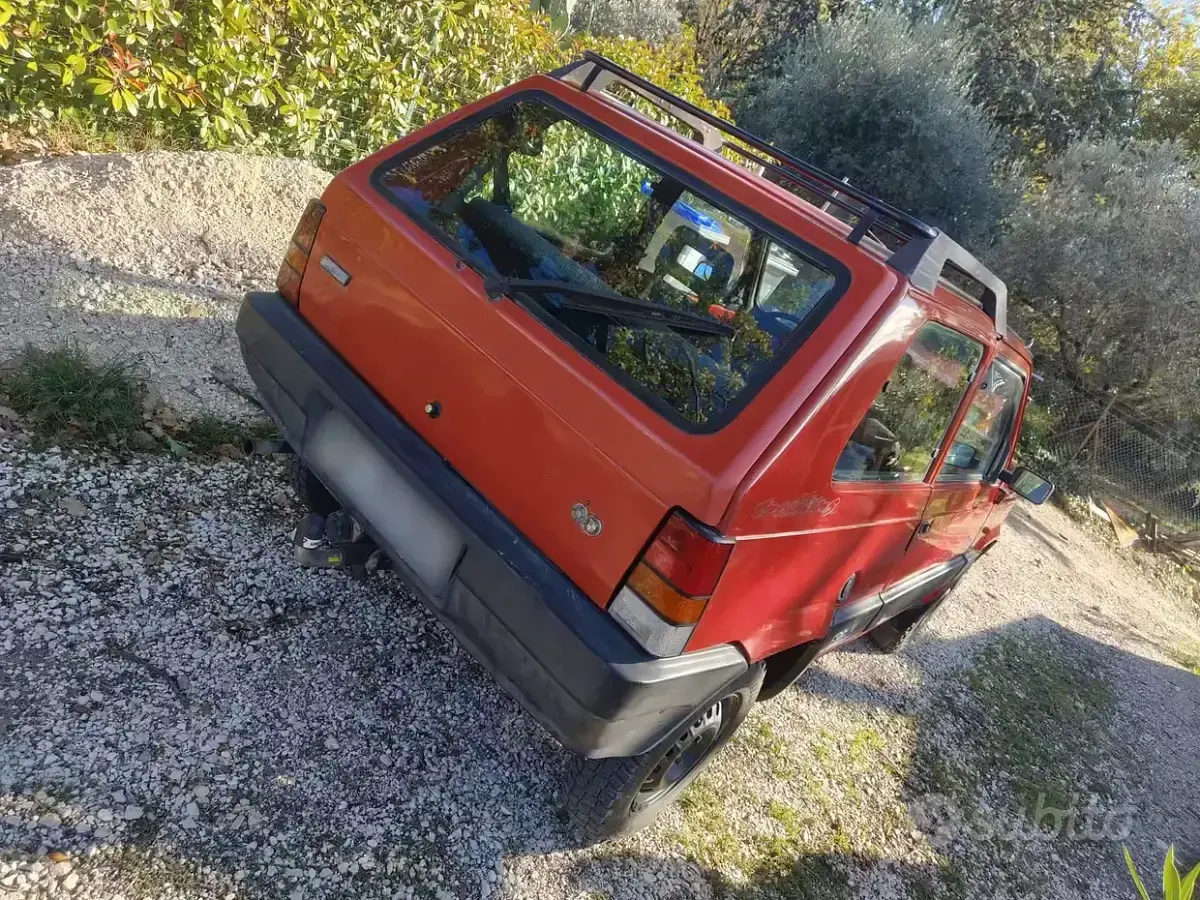 Usata Fiat Panda 4x4 50 CV (36 kW) 1991 Rosso Utilitaria