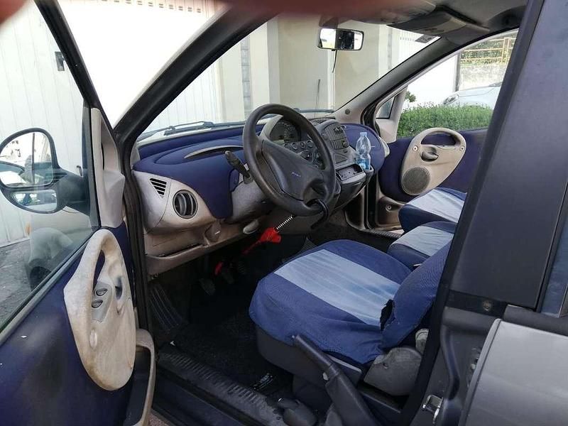 Usata Fiat Multipla 110 CV (80 kW) 2001 Monovolume