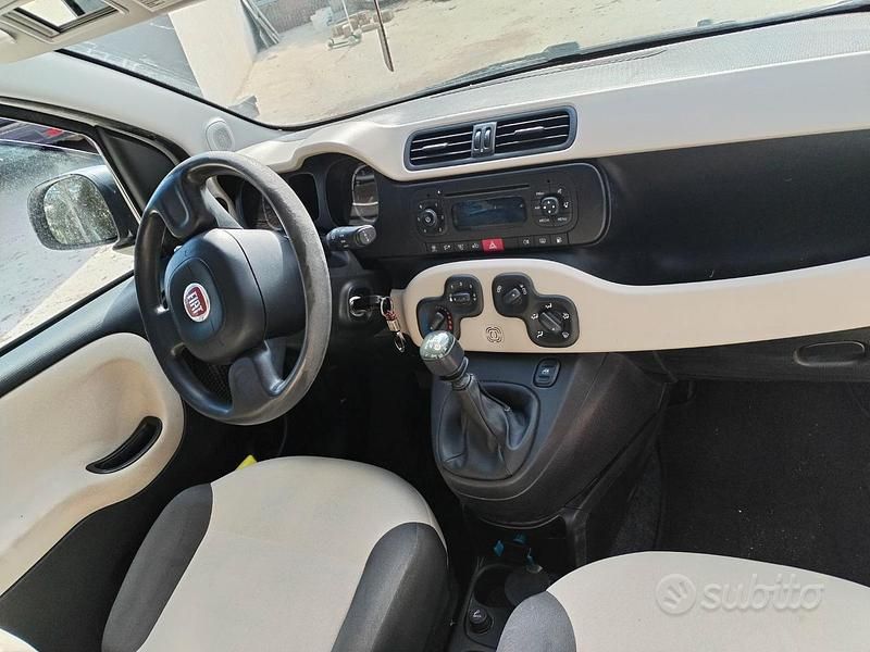 Usata Fiat Panda 85 CV (62 kW) 2015 Utilitaria