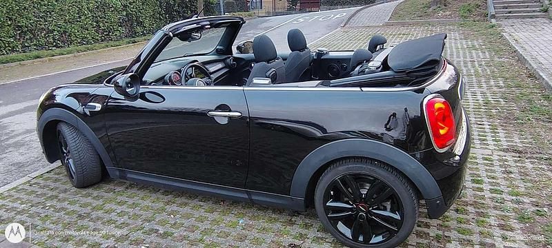 Usata Mini Cooper Cabriolet 136 CV (100 kW) 2018 Cabrio