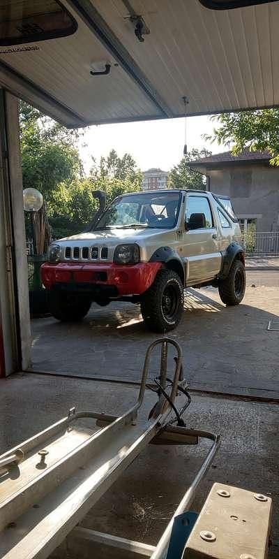 Usata Suzuki Jimny 82 CV (60 kW) 2005 SUV