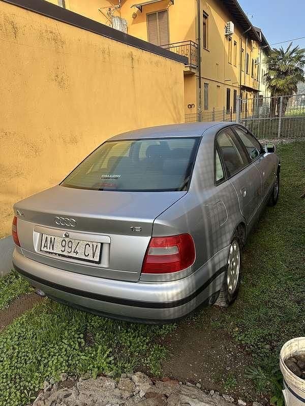 Usata Audi A4 125 CV (91 kW) 1997 Berlina