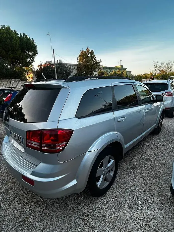 Usata Dodge Journey 140 CV (102 kW) 2009 SUV