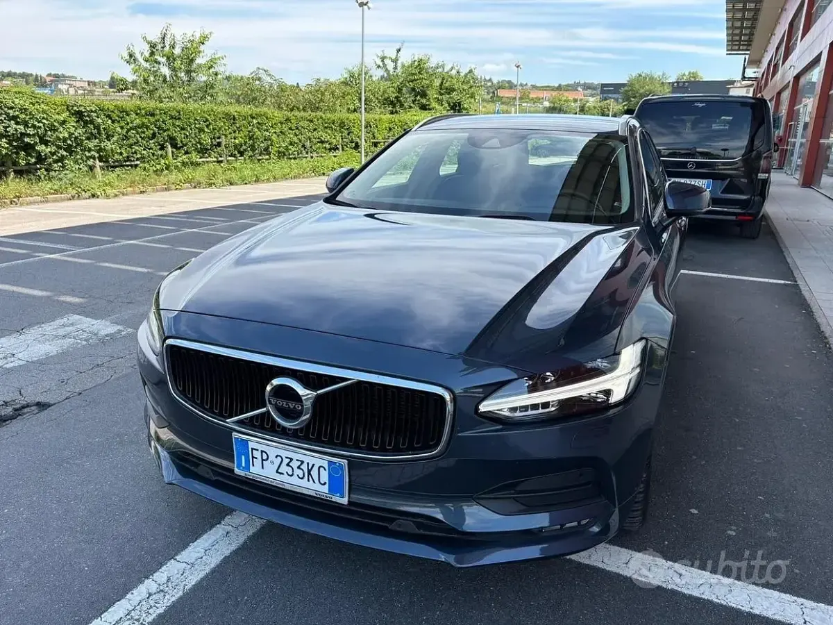 Usata Volvo V90 Inscription 235 CV (172 kW) 2018 Grigio Station wagon