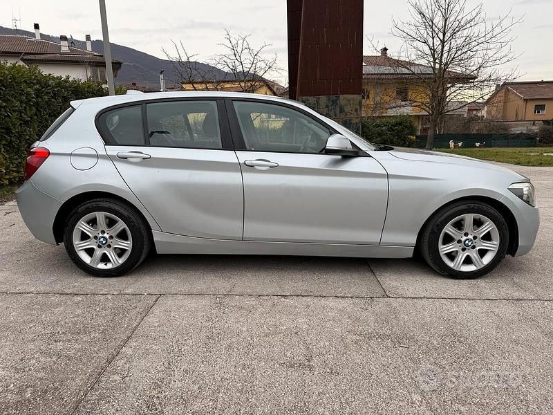 Usata BMW 116 116 CV (85 kW) 2012 Grigio Utilitaria