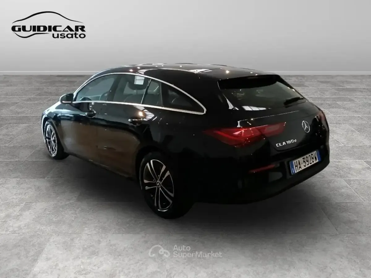 Usata Mercedes CLA180 Advanced 116 CV (85 kW) 2025 Nero Berlina