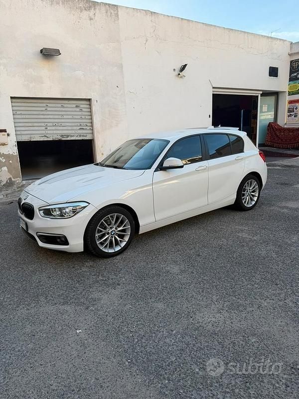 Bianco Usata 2015 BMW 118 M Sport Due volumi | 13.700 € (Ottimo prezzo) - Immagine 1/4