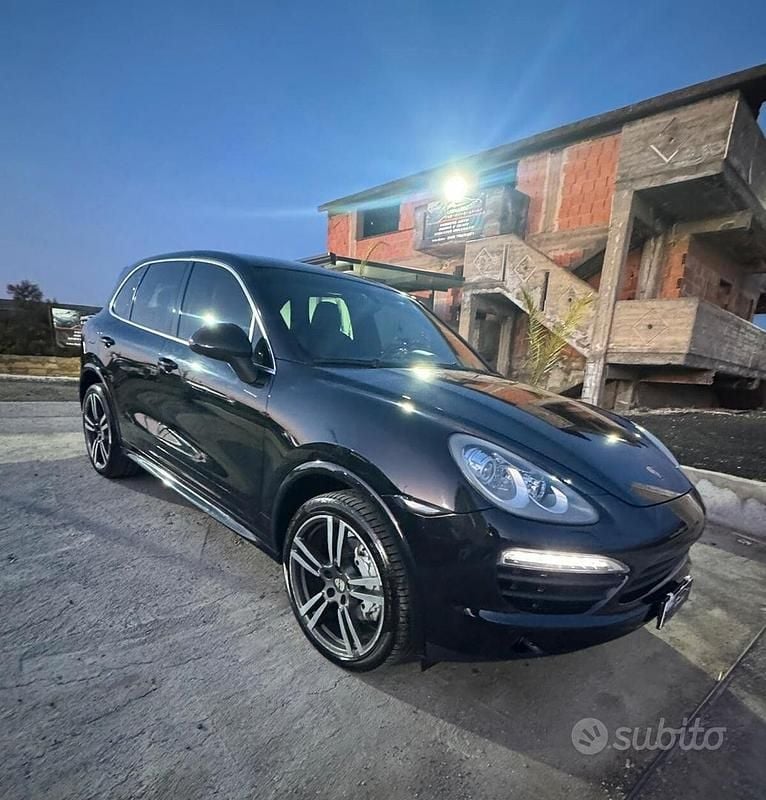 Usata Porsche Cayenne 244 CV (179 kW) 2013 Nero SUV