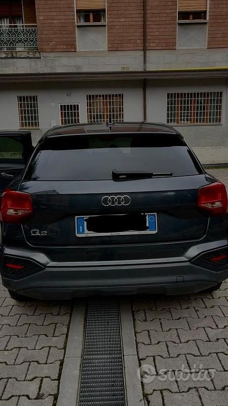Usata Audi Q2 Business 116 CV (85 kW) 2021 Grigio SUV