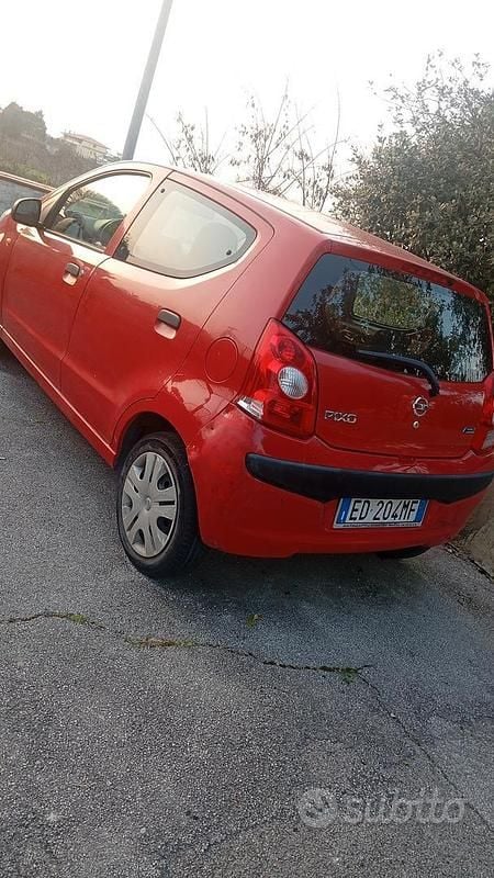 Usata Nissan Pixo 68 CV (50 kW) 2011 Utilitaria