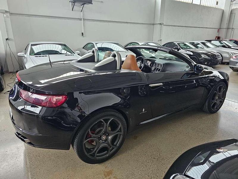 Usata Alfa Romeo Spider 200 CV (147 kW) 2011 Nero Cabrio