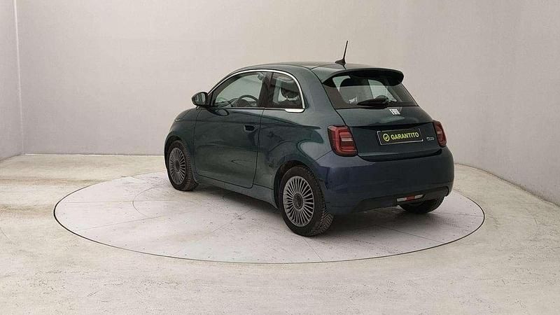 Usata Fiat 500e Icon 86 kW (118 CV) 2020 Verde Utilitaria