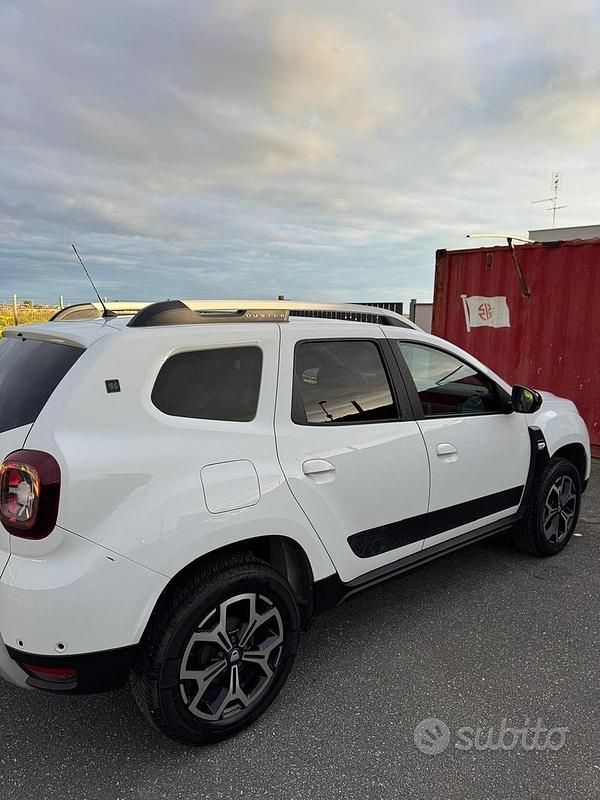 Usata Dacia Duster 125 CV (91 kW) 2020 Bianco SUV