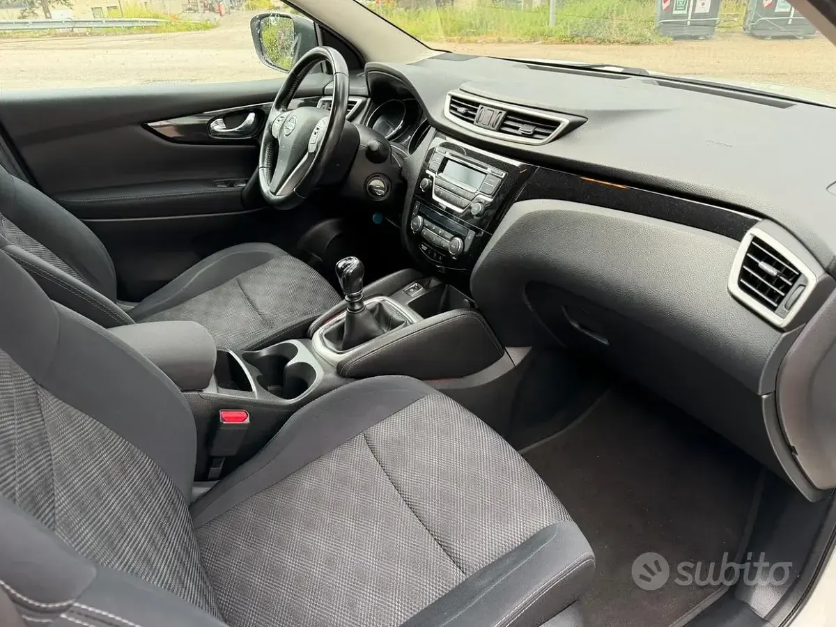 Occasion Nissan Qashqai 110 ch (80 kW) 2016 Blanc SUV