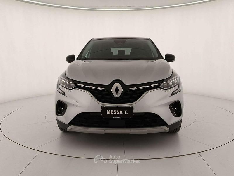 Käytetty Renault Captur Techno 145 HP (106 kW) 2022 Harmaa Katumaasturi