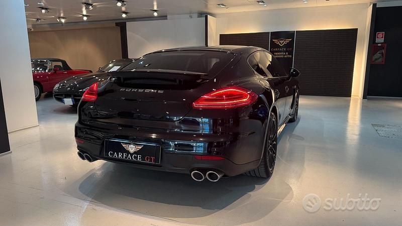 Usata Porsche Panamera Platinum Edition 300 CV (220 kW) 2015 Nero Utilitaria