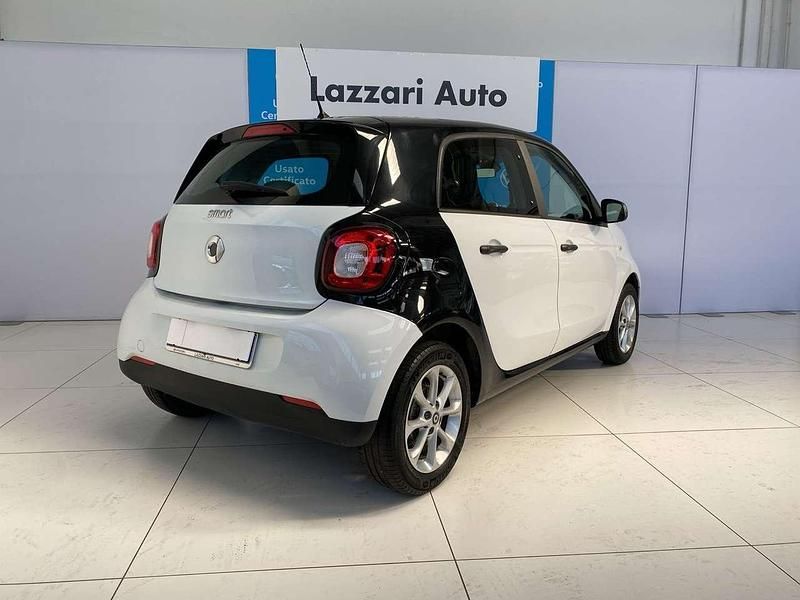 Usata Smart ForFour Prime 71 CV (52 kW) 2019 Bianco Utilitaria