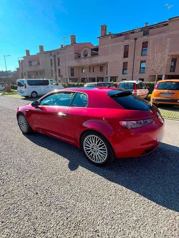Usata Alfa Romeo Brera 200 CV (147 kW) 2010 Rosso Coupé