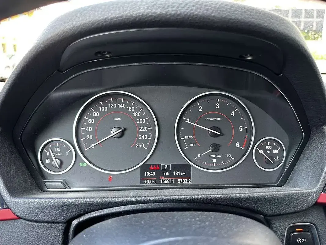 Usata BMW 316 Sport Line 116 CV (85 kW) 2015 Blu Station wagon