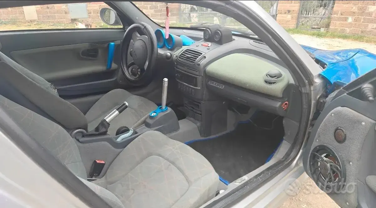 Usata Smart Roadster 82 CV (60 kW) 2003 Blu Cabrio
