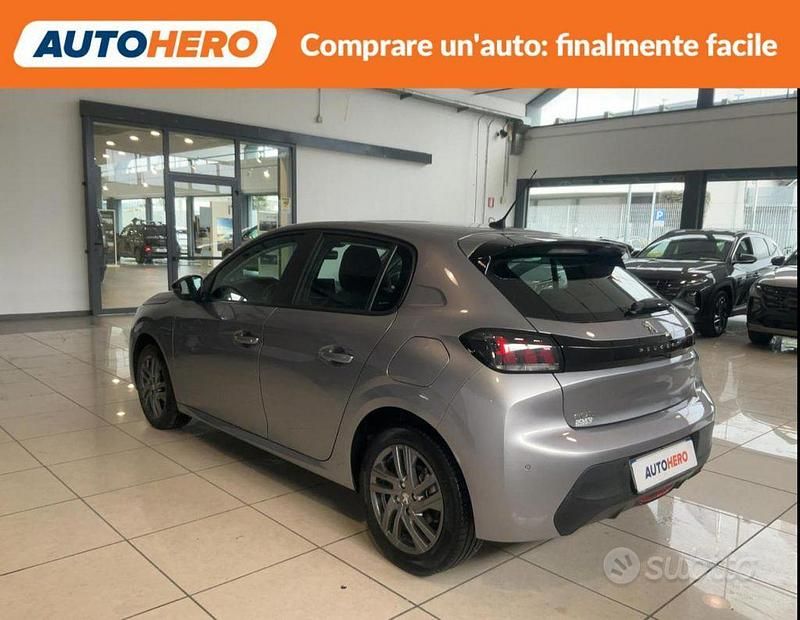 Usata Peugeot 208 100 CV (73 kW) 2022 Grigio Utilitaria