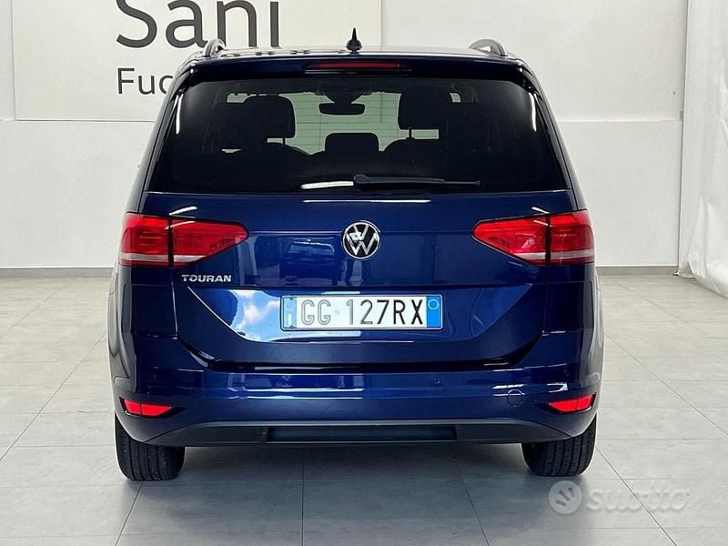 Usata VW Touran Business 122 CV (89 kW) 2021 Blu Monovolume