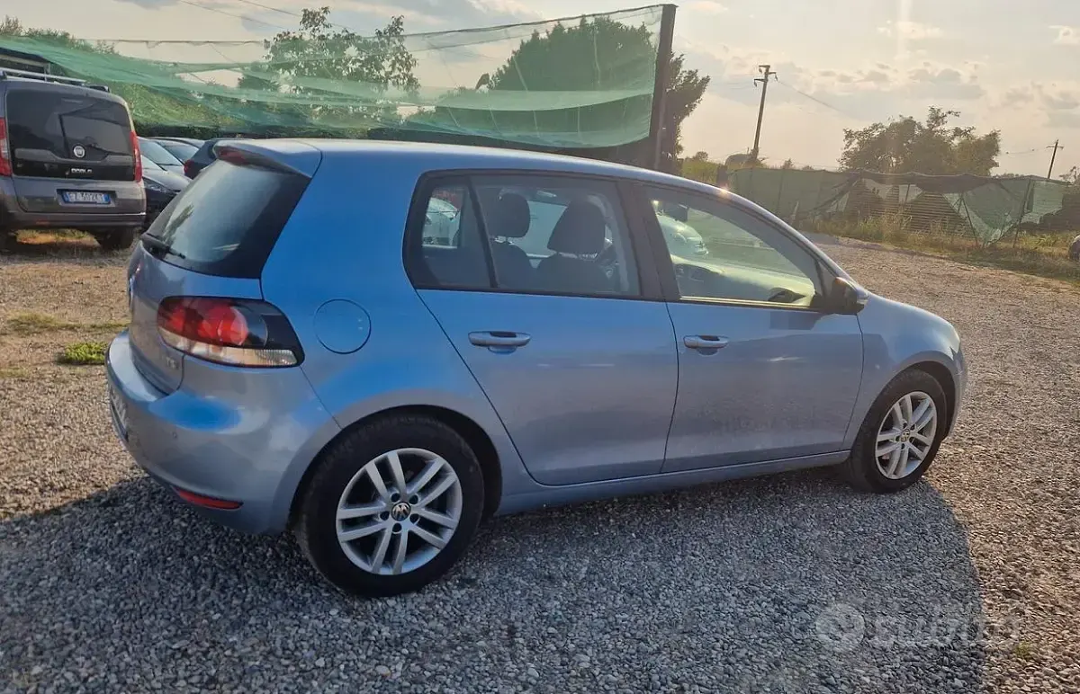 Usata VW Golf VI Highline 122 CV (89 kW) 2011 Grigio Berlina
