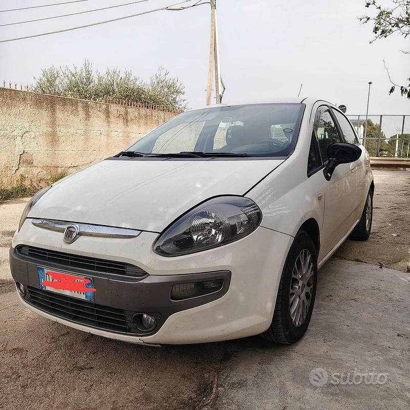 Usata Fiat Grande Punto 2010 Bianco Utilitaria