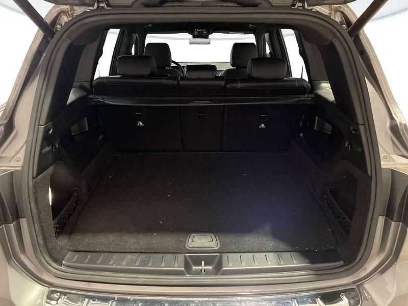 Usata Mercedes GLB200 Business 150 CV (110 kW) 2021 Grigio SUV