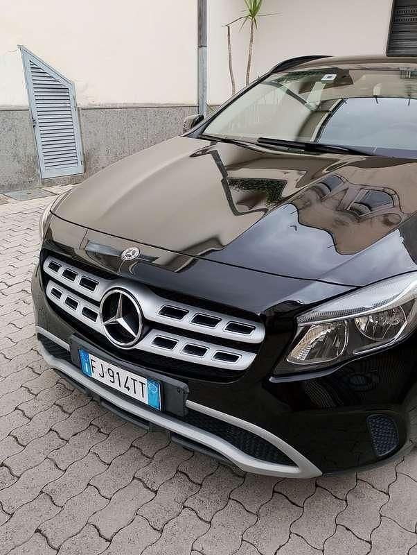 Usata Mercedes GLA180 Executive 109 CV (80 kW) 2017 SUV