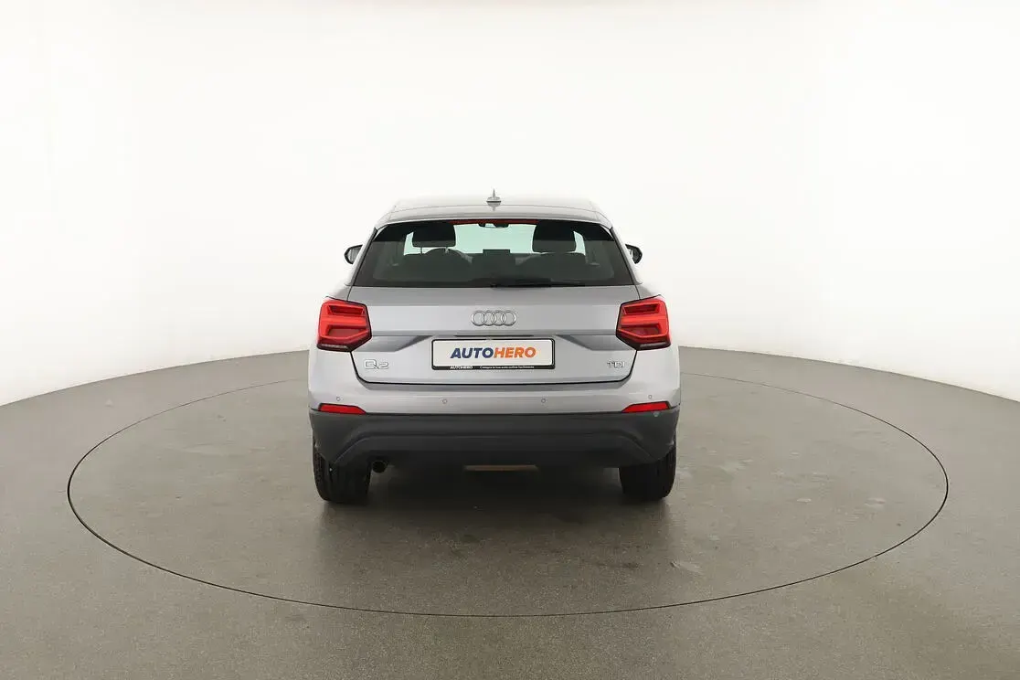 Usata Audi Q2 115 CV (84 kW) 2018 Argento SUV