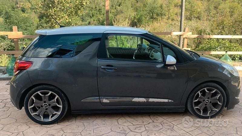 Usata DS Automobiles DS3 156 CV (114 kW) 2012 Grigio Coupé