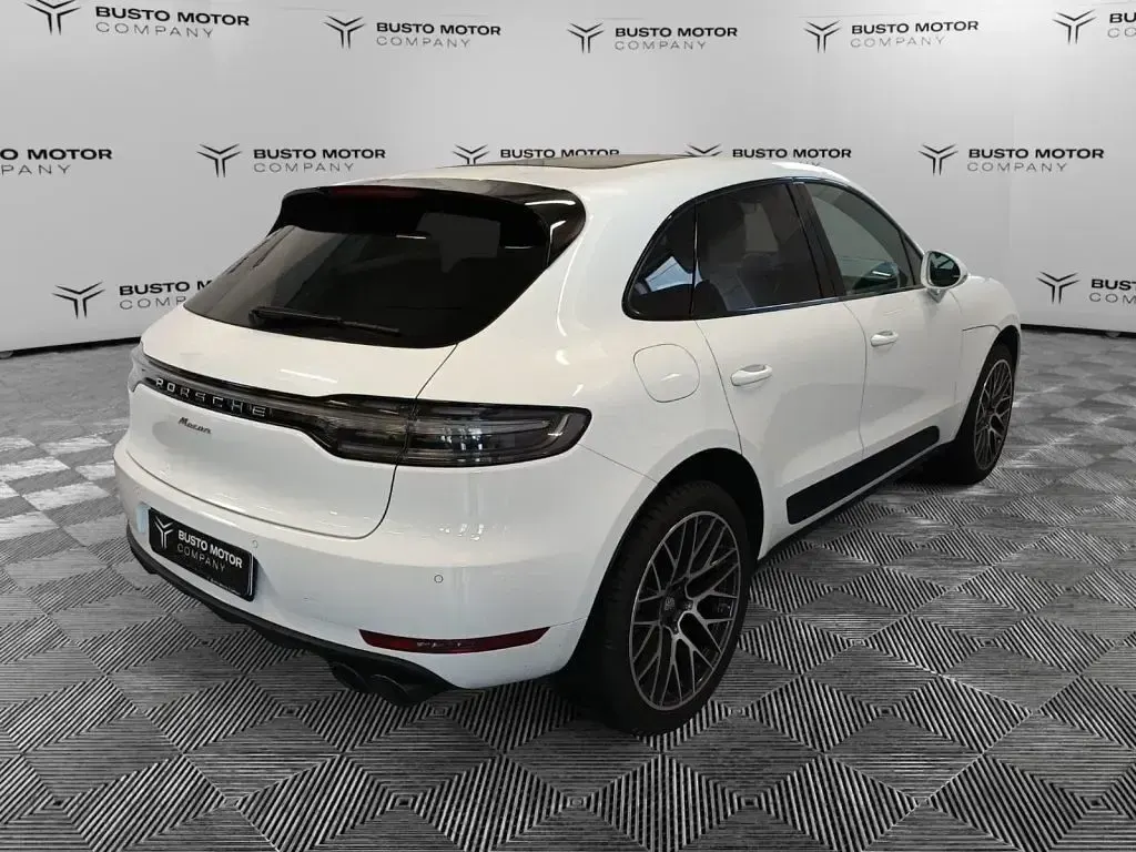 Usata Porsche Macan 245 CV (180 kW) 2019 Bianco / metallizzato SUV