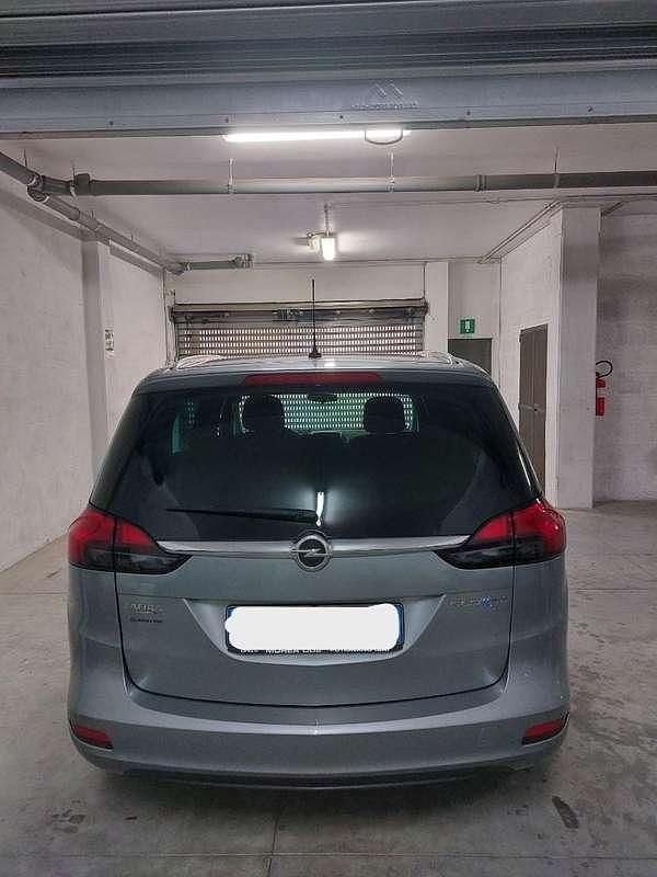 Usata Opel Zafira Tourer 150 CV (110 kW) 2014 Argento Monovolume