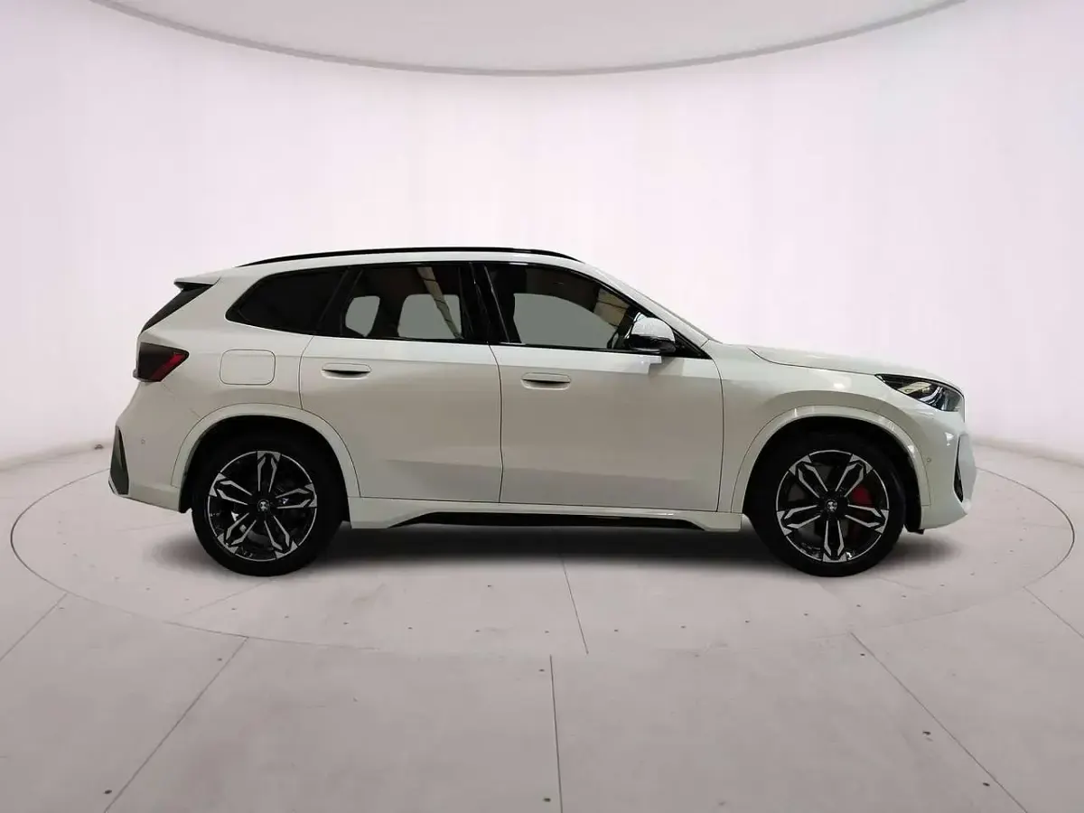 Usata BMW X1 M Sport 136 CV (100 kW) 2025 Alpin white SUV
