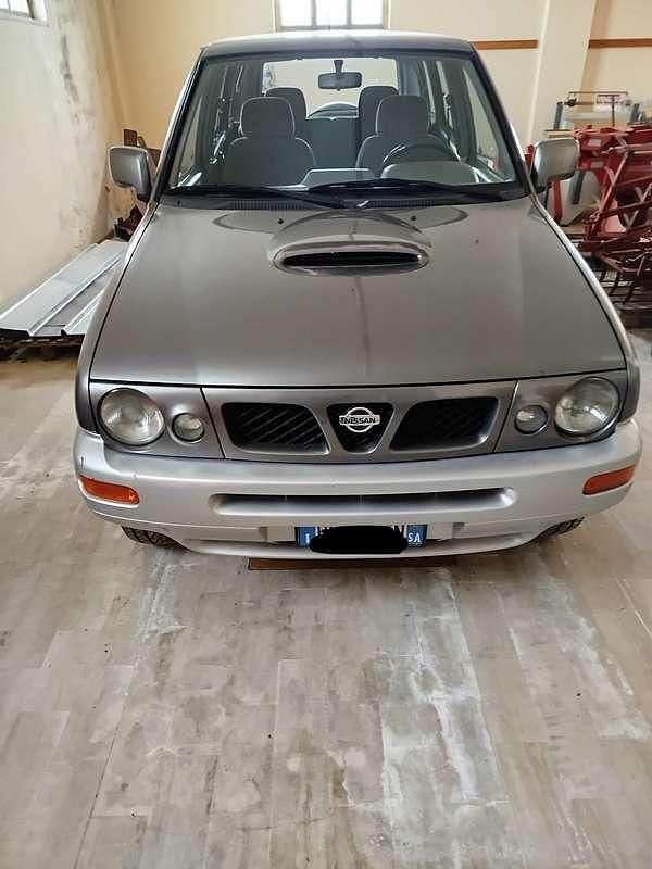 Usata Nissan Terrano SE 125 CV (91 kW) 1999 Grigio SUV