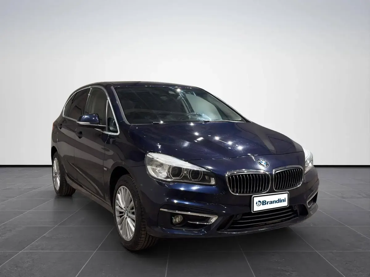 Usata BMW 216 Active Tourer Luxury Line 116 CV (85 kW) 2018 Blu Monovolume