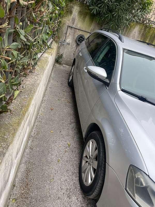 Usata VW Passat 150 CV (110 kW) 2011 Grigio Station wagon