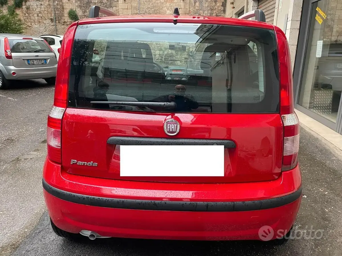 Usata Fiat Panda Dynamic 69 CV (50 kW) 2010 Rosso Utilitaria