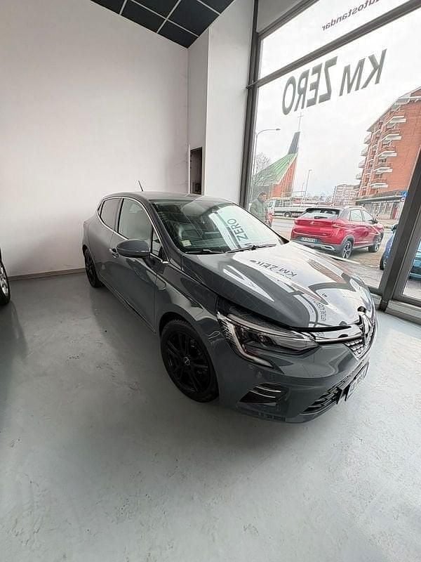 Usata Renault Clio V Intens 101 CV (74 kW) 2020 Grigio Utilitaria