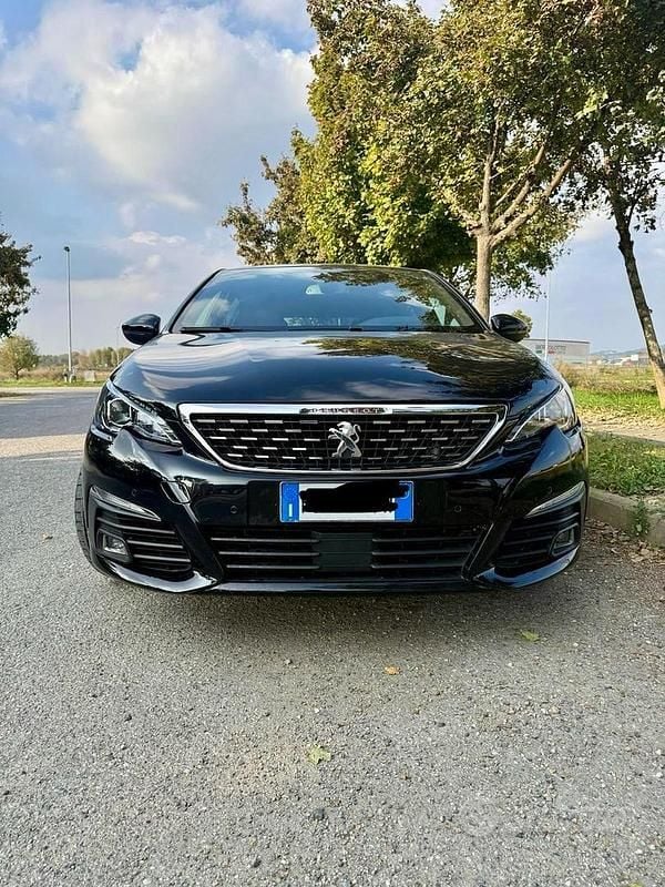 Usata Peugeot 308 GT-line 130 CV (95 kW) 2017 Nero Berlina