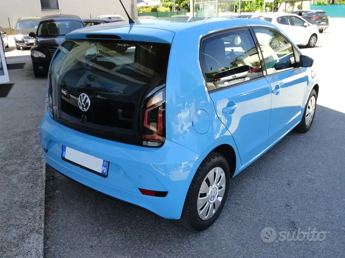 Usata VW up! Move 75 CV (55 kW) 2018 Blu Utilitaria