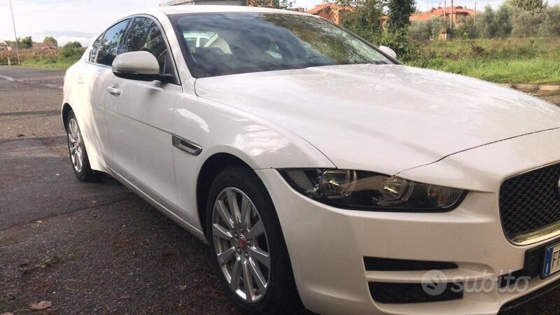 Bianco Usata 2018 Jaguar XE Prestige Tre volumi | 14.600 € (Ottimo prezzo) - Immagine 1/4