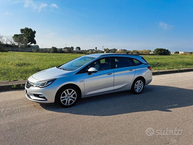 Usata Opel Astra 110 CV (80 kW) 2016 Grigio Station wagon