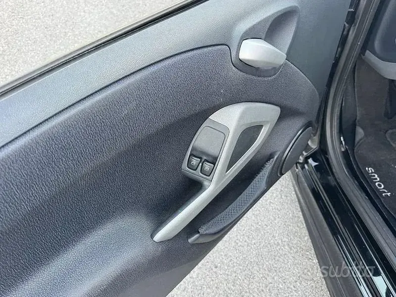 Usata Smart ForTwo Cabrio 71 CV (52 kW) 2014 Nero Cabrio