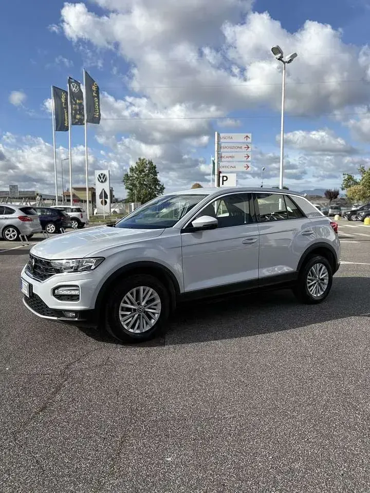Usata VW T-Roc Business 116 CV (85 kW) 2021 Grigio SUV